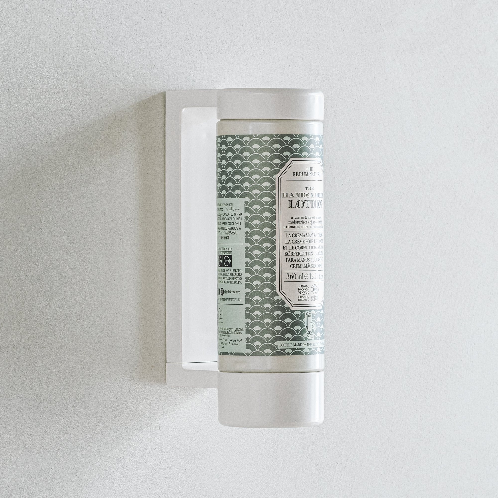 The rerum natura organic certified body cream (12.17 Fluid Ounce)